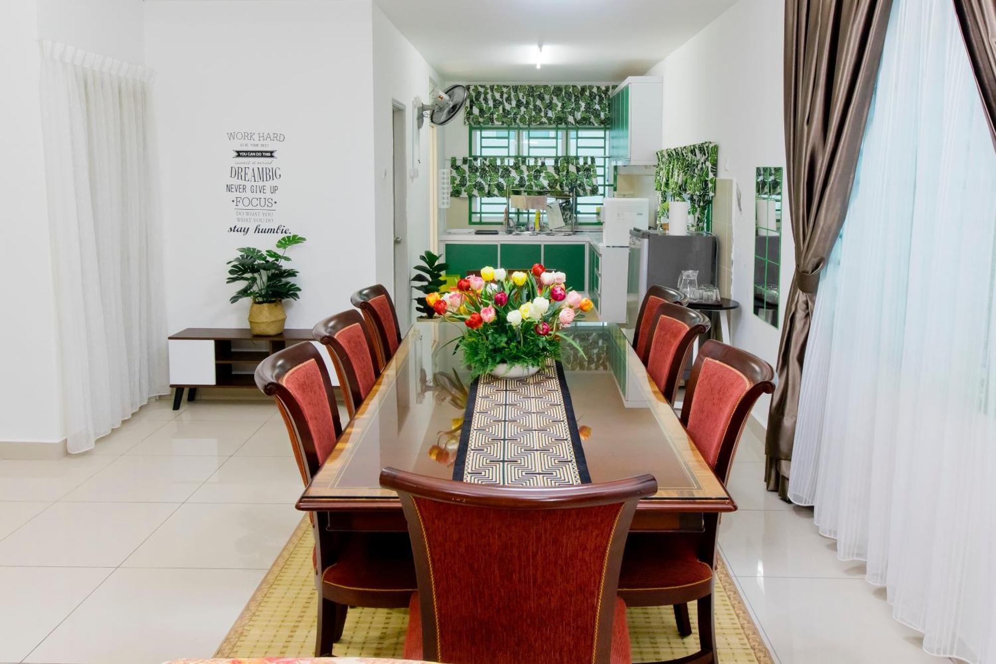 Desaru 16Pax Family With Private Mini Pool & Jacuzzi Villa Kota Tinggi Buitenkant foto